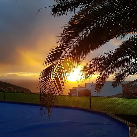 Casa Simon Higuera 8 *